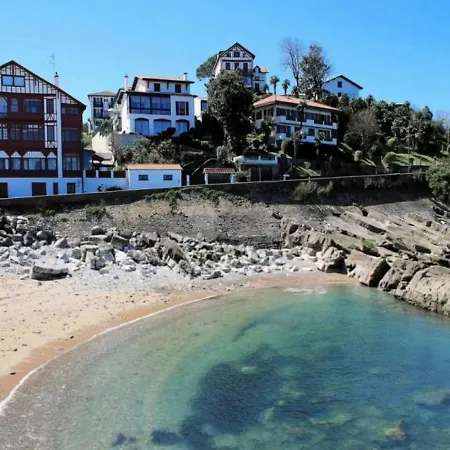 Apartment D'erromardie A 300m : Maison Basque Avec Terrasse, 3 Et Parking - Fr-1-4-589 *