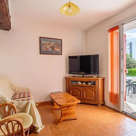Apartment D'erromardie A 300m : Maison Basque Avec Terrasse, 3 Et Parking - Fr-1-4-589 *