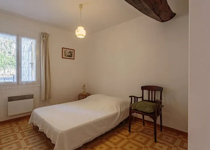 D'erromardie A 300m : Maison Basque Avec Terrasse, 3 Et Parking - Fr-1-4-589 *